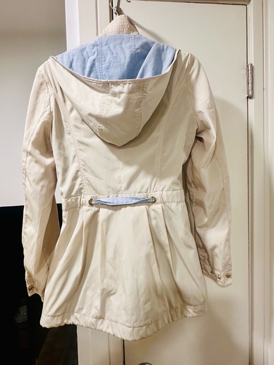 Laundry by Shelli Segal - Picture 3 of 4